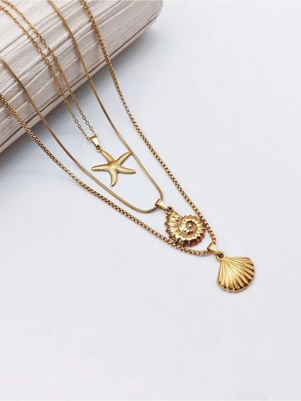 Stainless Steel Gold Layered Seashell & Starfish Pendant Necklace Set - Picture 5 of 7